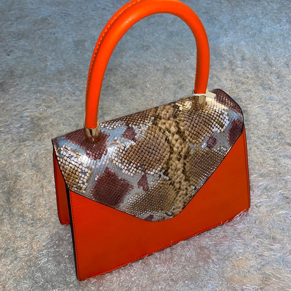 Classy Snakeskin bag